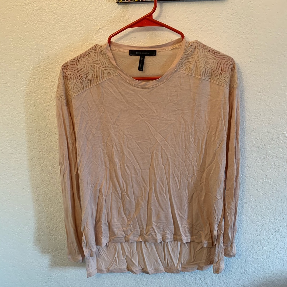 ⭐️ BCBGMaxAzaria Blouse size XS